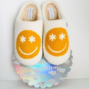 Women’s Smiley Face Slippers
